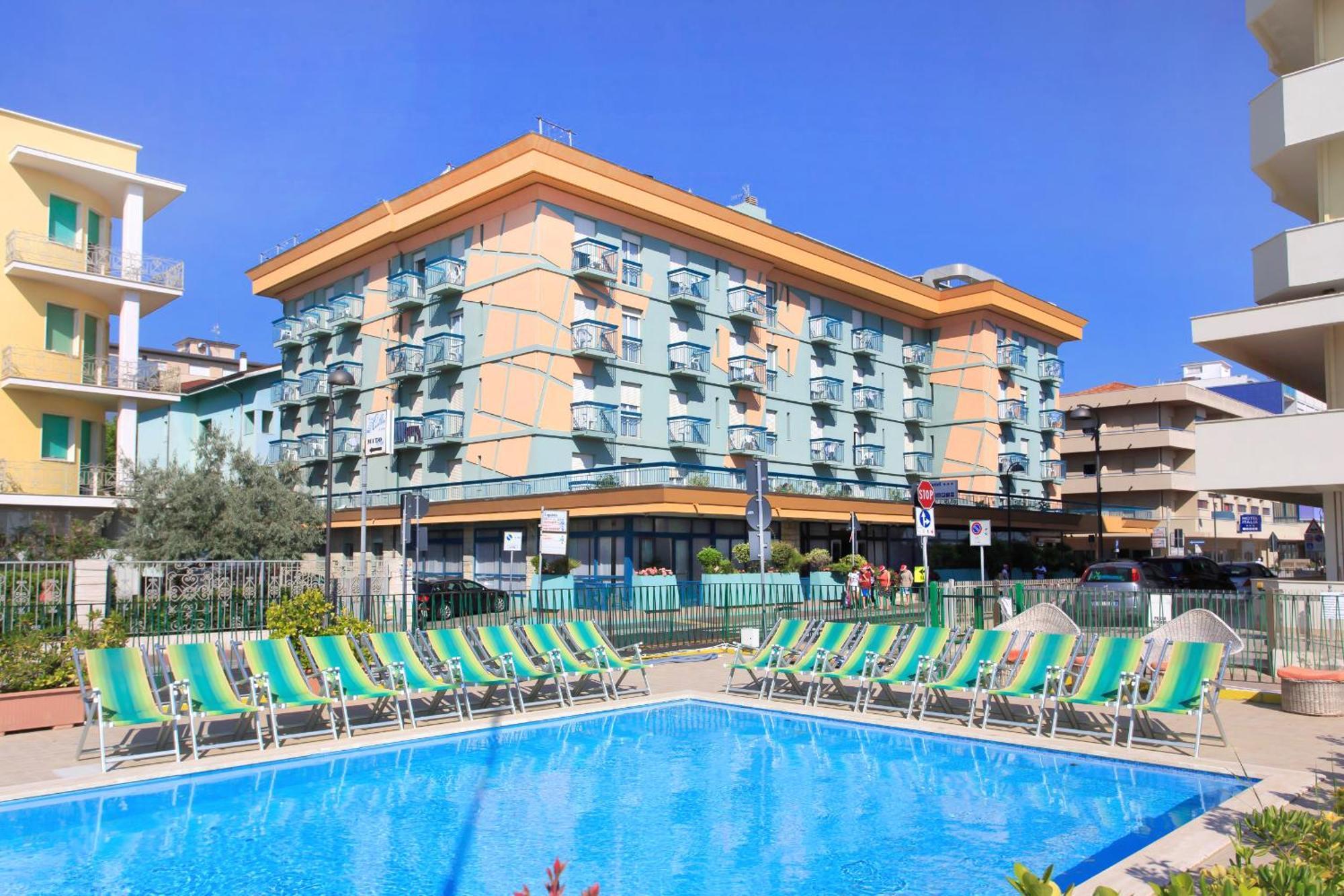 בלריה-איגאה מרינה Big Family Hotel מראה חיצוני תמונה
